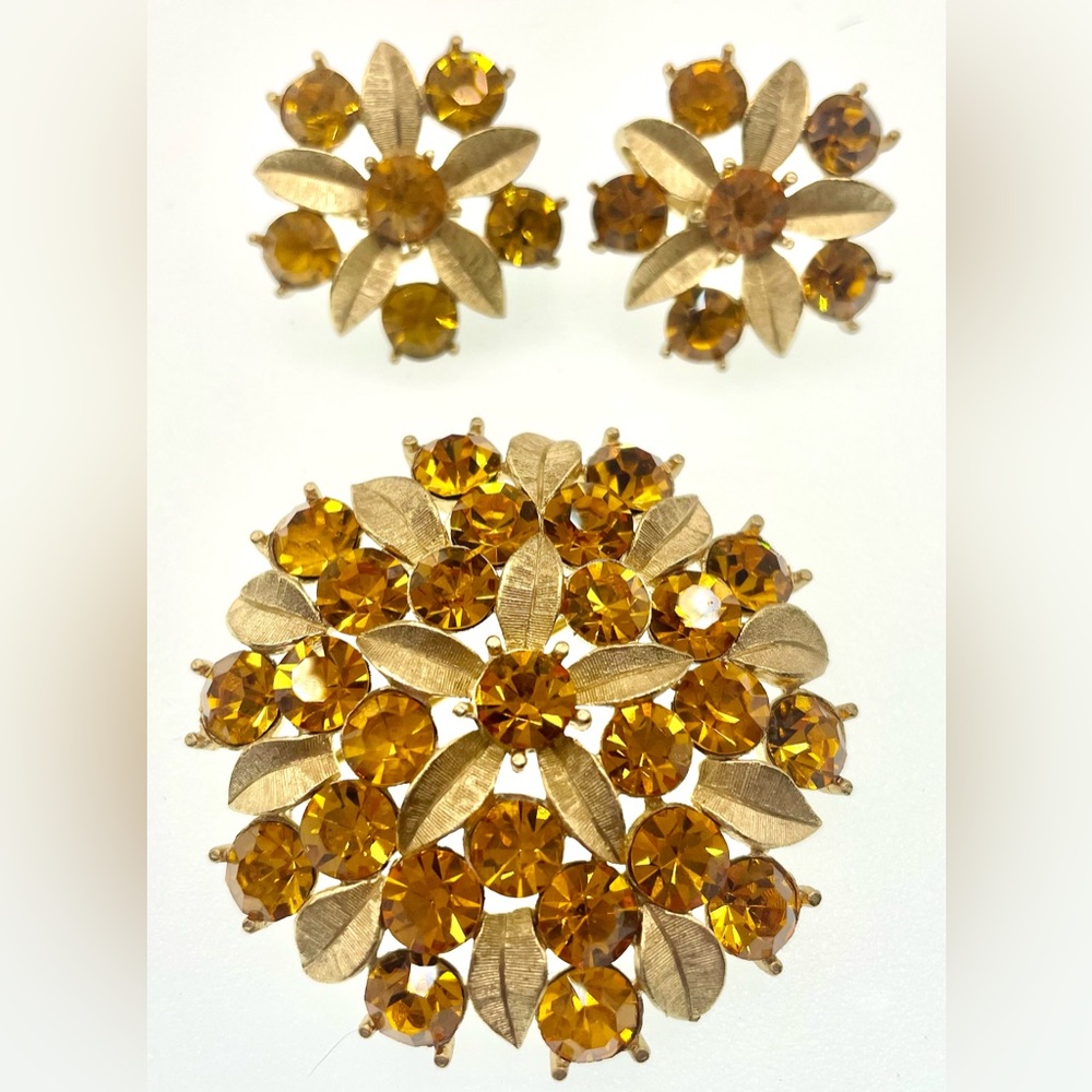 Vintage Signed Sarah Cov Matte GoldTone Amber Crystal Floral Brooch Earrings Set
